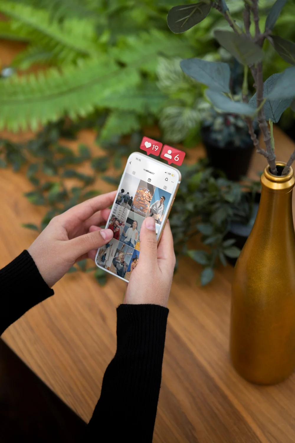 Le scrolling infini des réseaux sociaux : découvrez comment cette fonctionnalité apparemment innocente cache une stratégie d'addiction soigneusement orchestrée par les géants du numérique