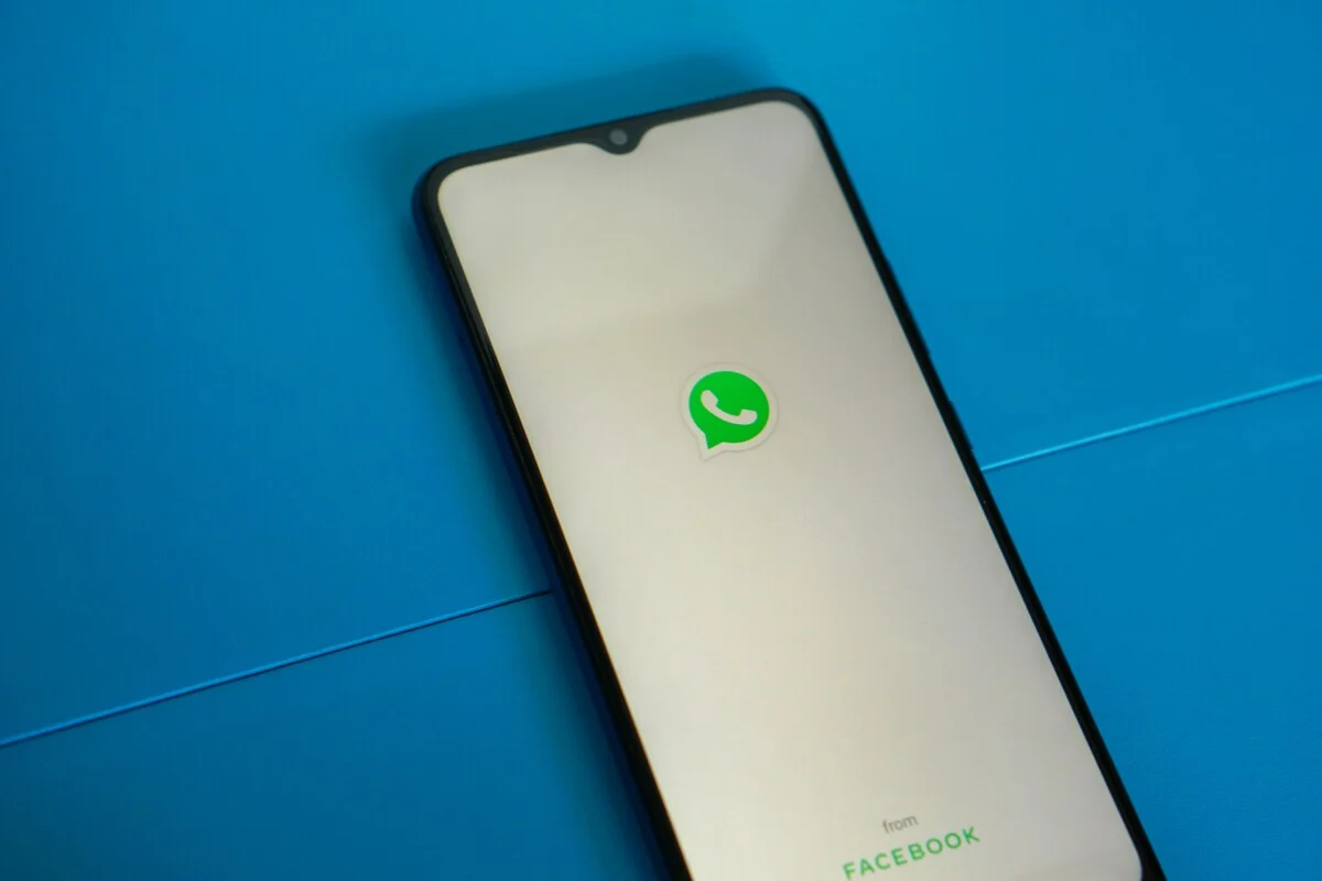 Révolutionnez vos partages sur WhatsApp avec l'option HD activée par défaut !